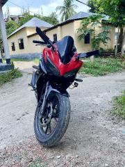 HONDA CBR 150R